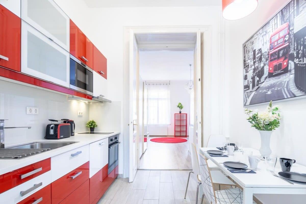 Super Central Convenient Apartment Budapest Kültér fotó