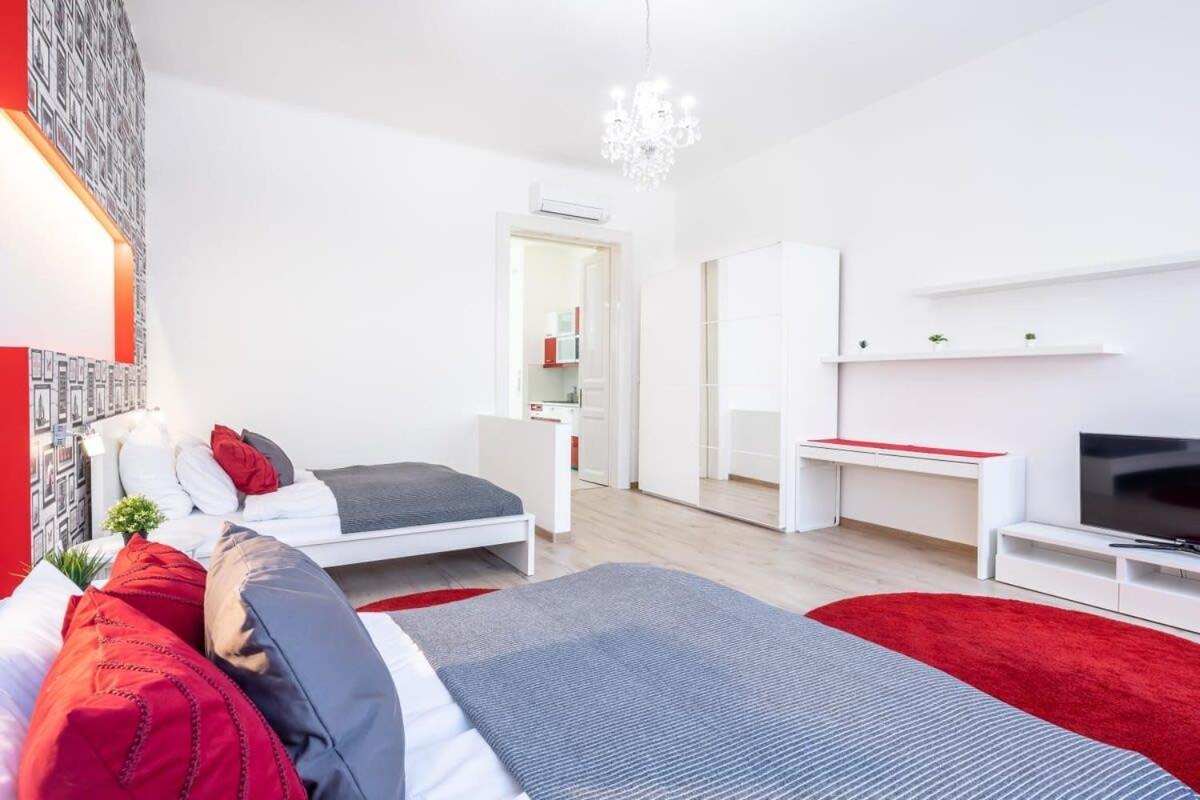 Super Central Convenient Apartment Budapest Kültér fotó